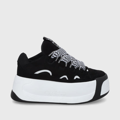 Zapatilla Negra Mujer C732A